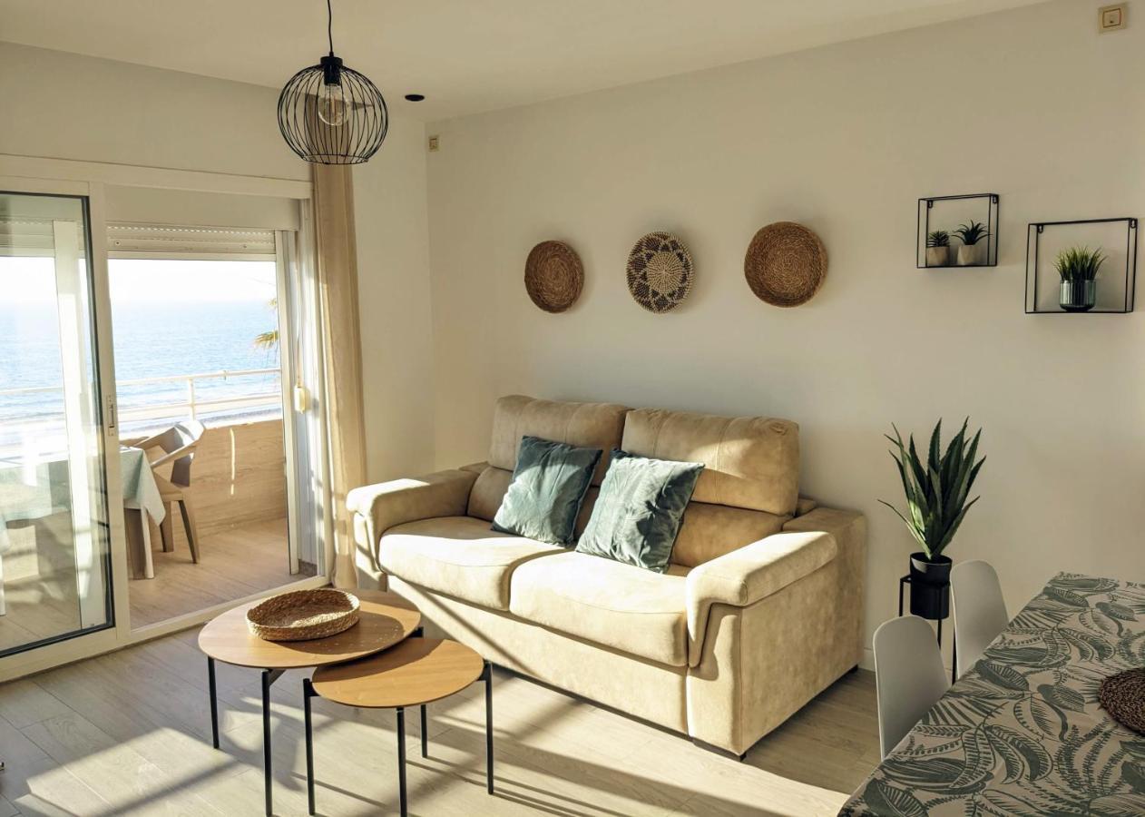 Apartamento En La Playa Con Garaje Cadiz Bagian luar foto